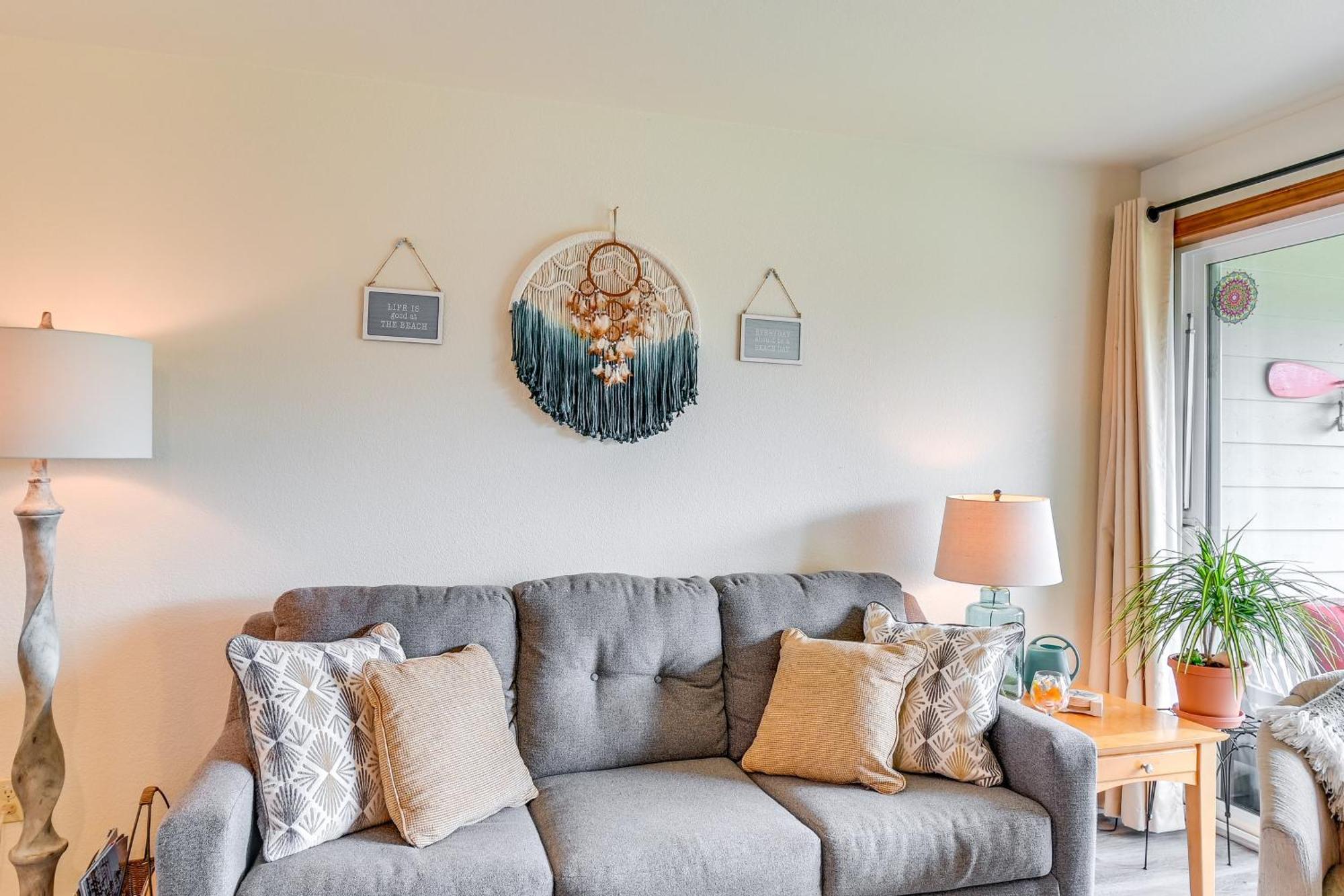 Ocean Shores Condo With Balcony Less Than 1 Mi To Beach! ภายนอก รูปภาพ