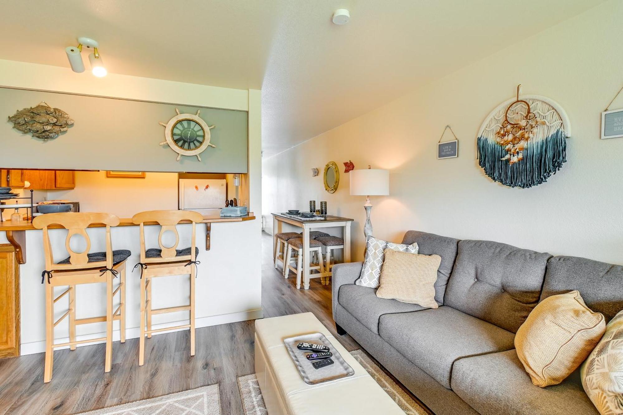 Ocean Shores Condo With Balcony Less Than 1 Mi To Beach! ภายนอก รูปภาพ