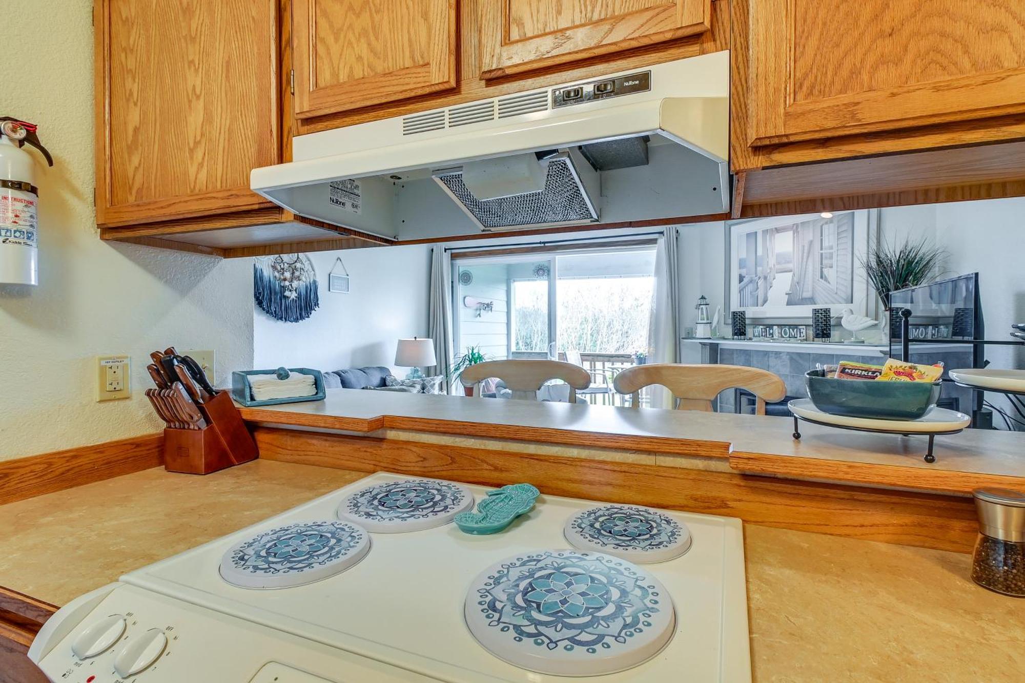 Ocean Shores Condo With Balcony Less Than 1 Mi To Beach! ภายนอก รูปภาพ