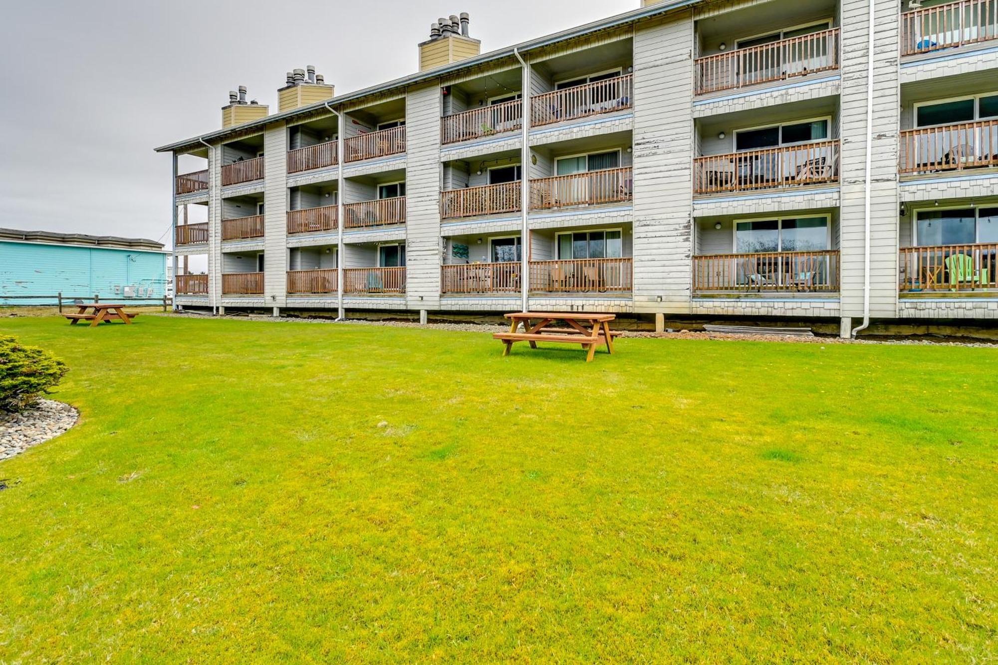 Ocean Shores Condo With Balcony Less Than 1 Mi To Beach! ภายนอก รูปภาพ